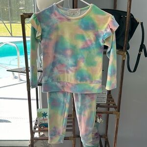 Girls super soft lounge set!!